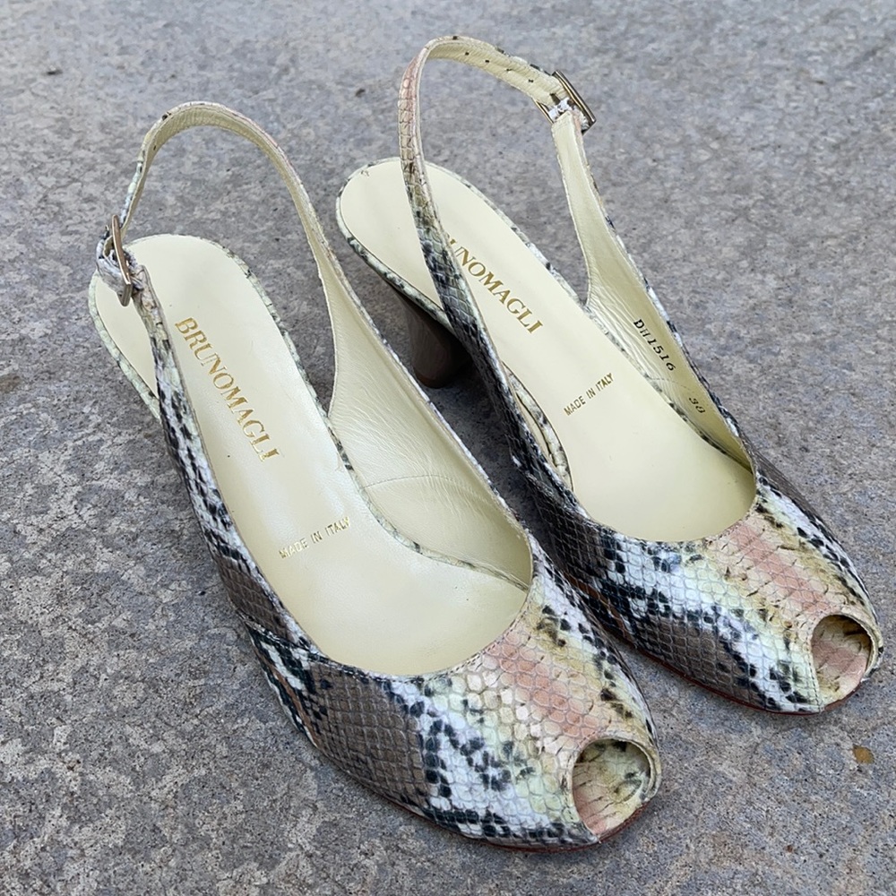 Bruno Magli Slingback Peep Toe Shoes!
